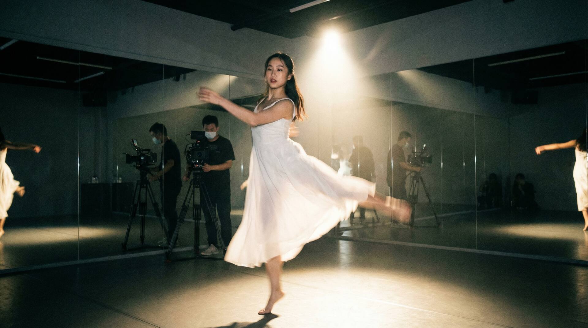 黑料网舞蹈视频